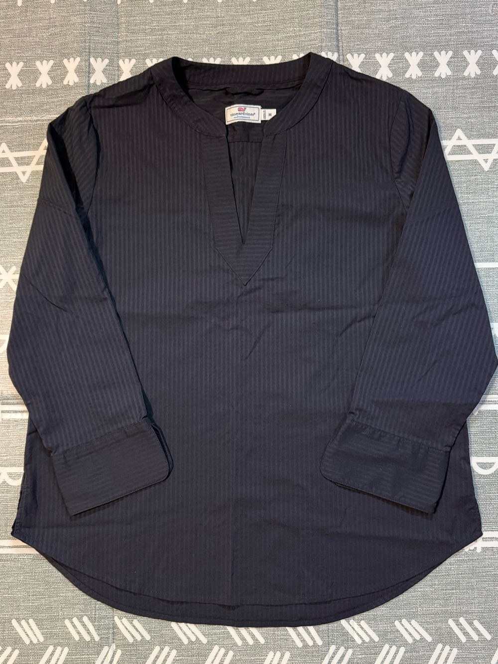 Vineyard Vines Savannah Performance Popover Top Black Size M Women’s